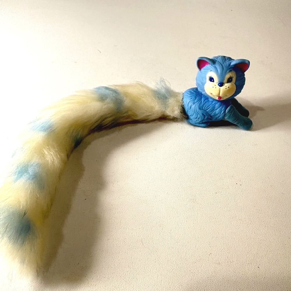 Vintage 1987 Kenner KPT Furrever Friends Blue Kitty Cat Fluffy Tail Toy Figure